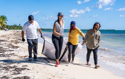 beach-cleanup-punta-allen